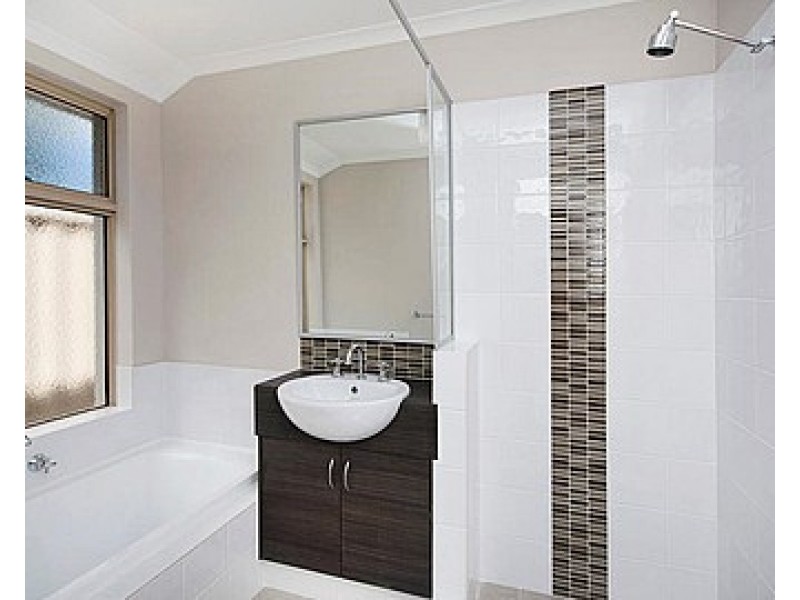 4/32-36 Edney Road, High Wycombe WA 6057