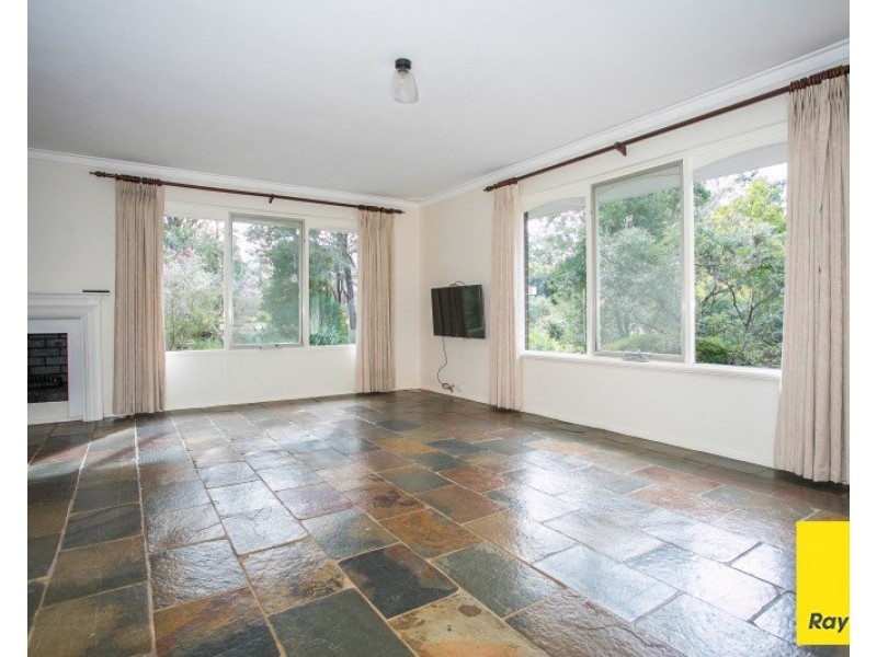 81 Temby Avenue, Kalamunda WA 6076