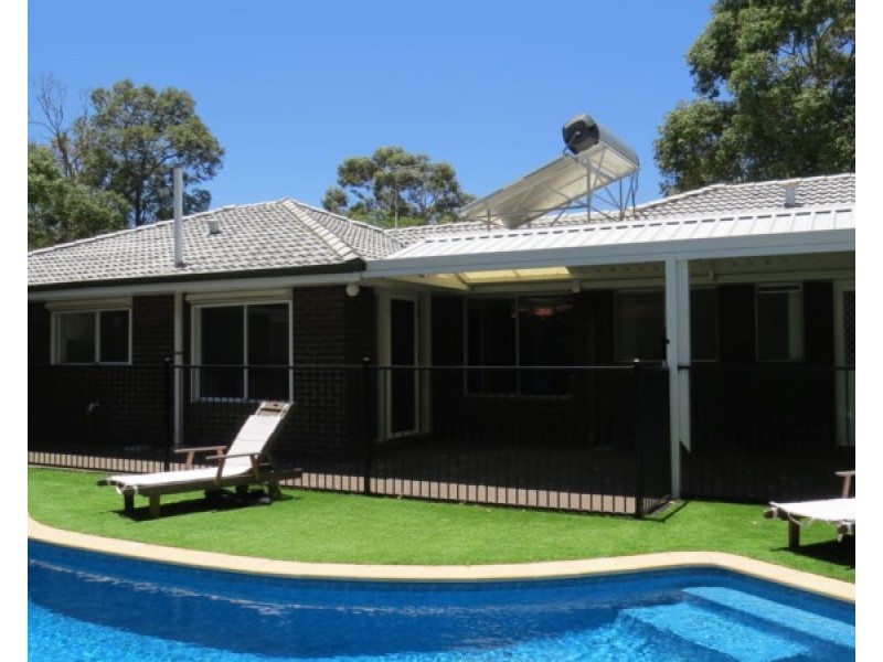 81 Temby Avenue, Kalamunda WA 6076