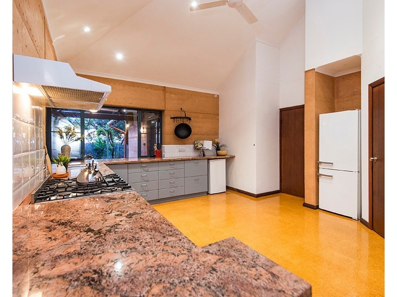 11 Summerfield Place, Gooseberry Hill WA 6076