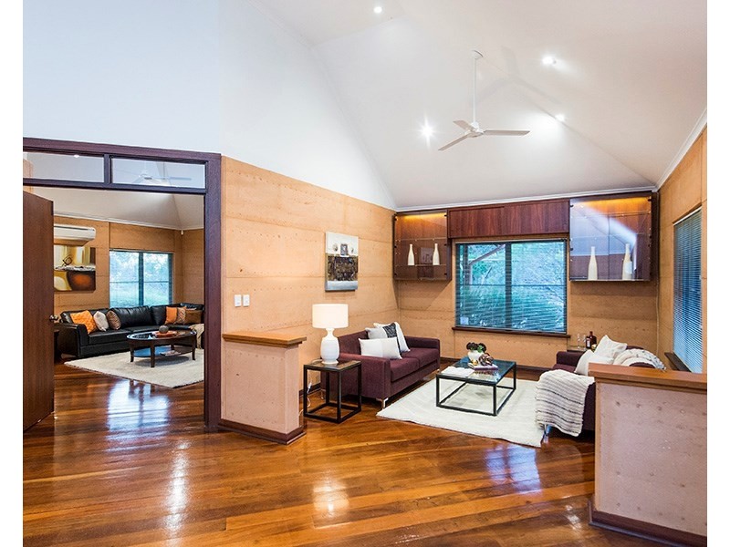 11 Summerfield Place, Gooseberry Hill WA 6076