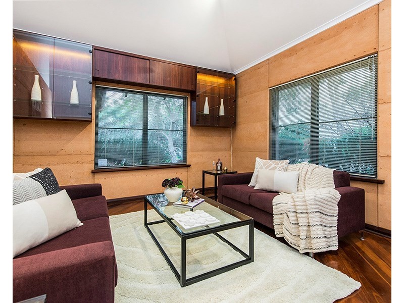 11 Summerfield Place, Gooseberry Hill WA 6076