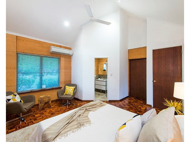 11 Summerfield Place, Gooseberry Hill WA 6076