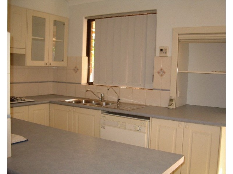 6 Donald Road, Maida Vale WA 6057