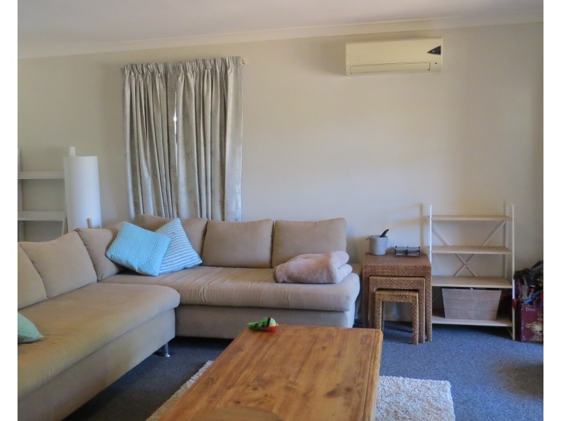 32B Almond Way, Forrestfield WA 6058