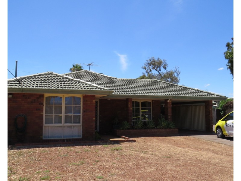 32B Almond Way, Forrestfield WA 6058