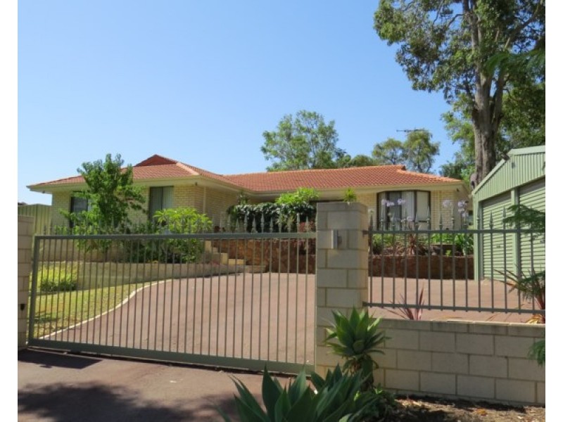 4 Maru Way, Lesmurdie WA 6076