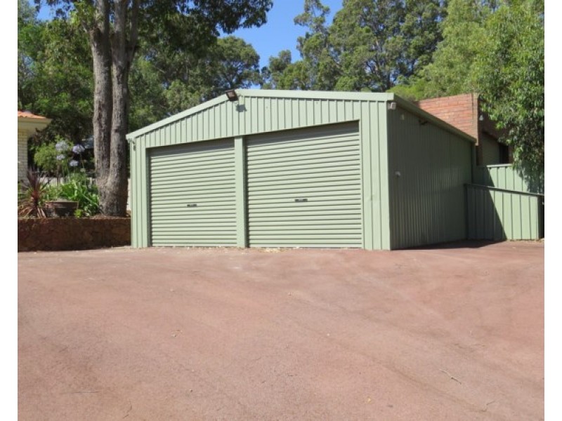 4 Maru Way, Lesmurdie WA 6076