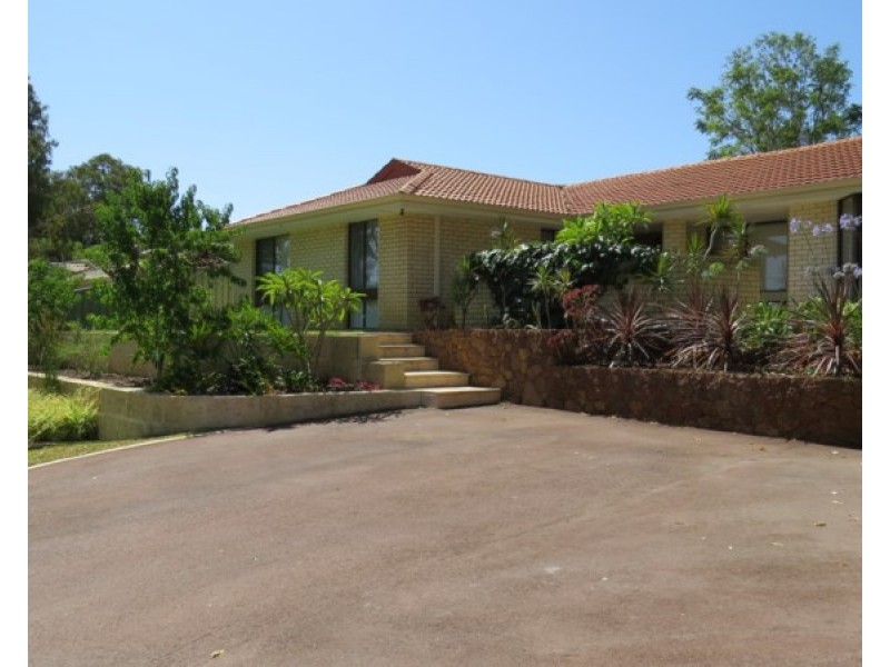 4 Maru Way, Lesmurdie WA 6076