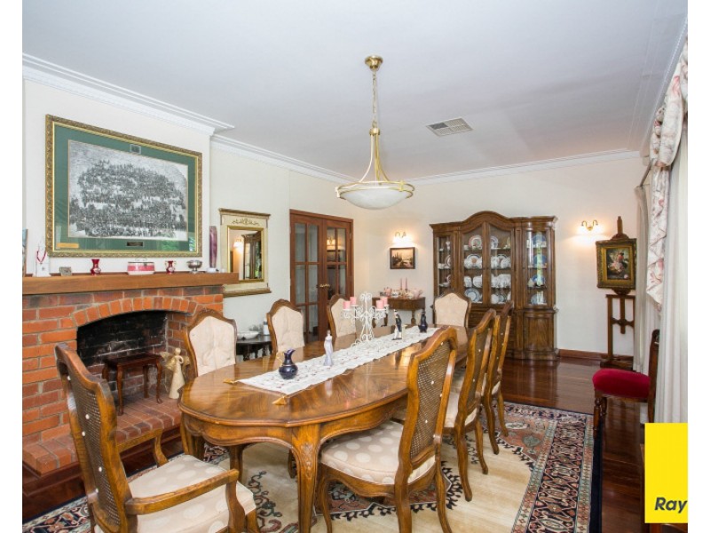 24 Wandoo Road, Forrestfield WA 6058