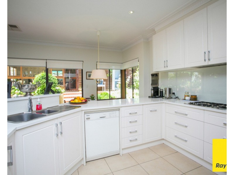 24 Wandoo Road, Forrestfield WA 6058