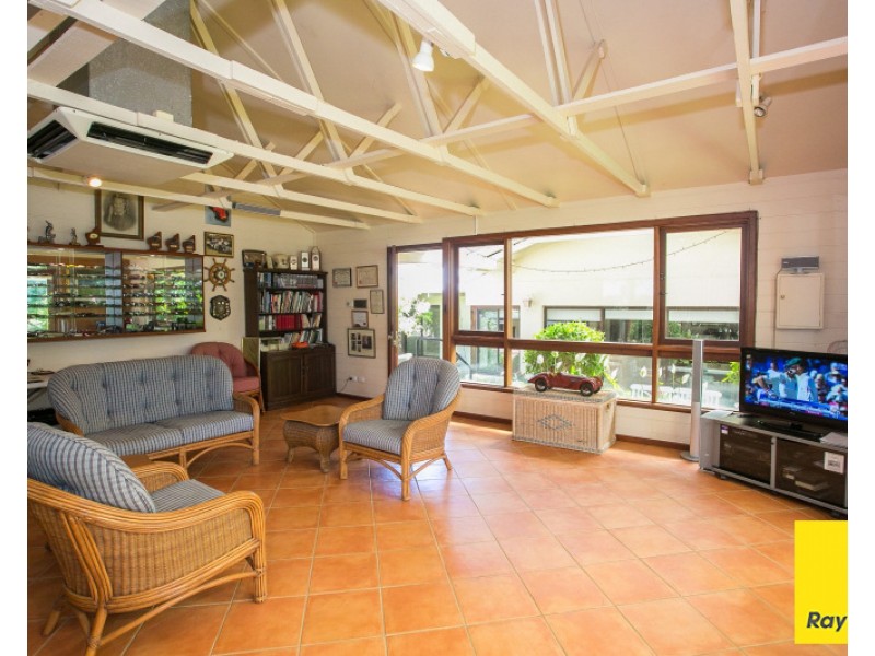 24 Wandoo Road, Forrestfield WA 6058