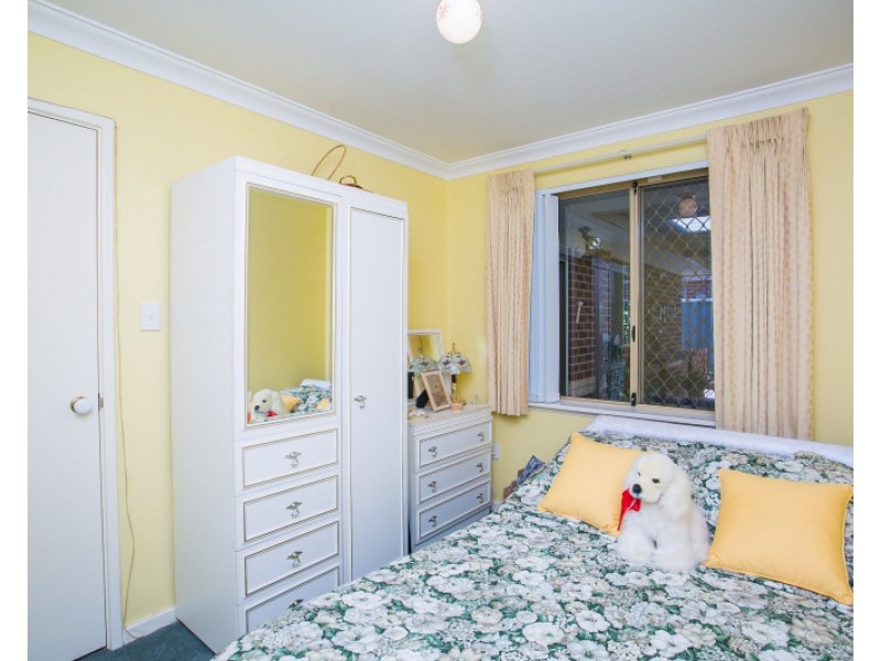 10/27 Magnolia Way, Forrestfield WA 6058