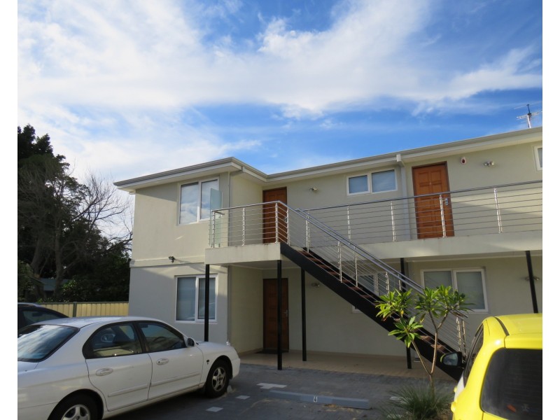 4/28 Terence Street, Gosnells WA 6110