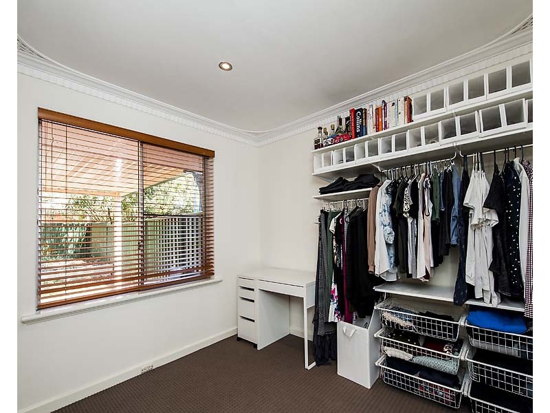 42A Waterloo Crescent, Lesmurdie WA 6076