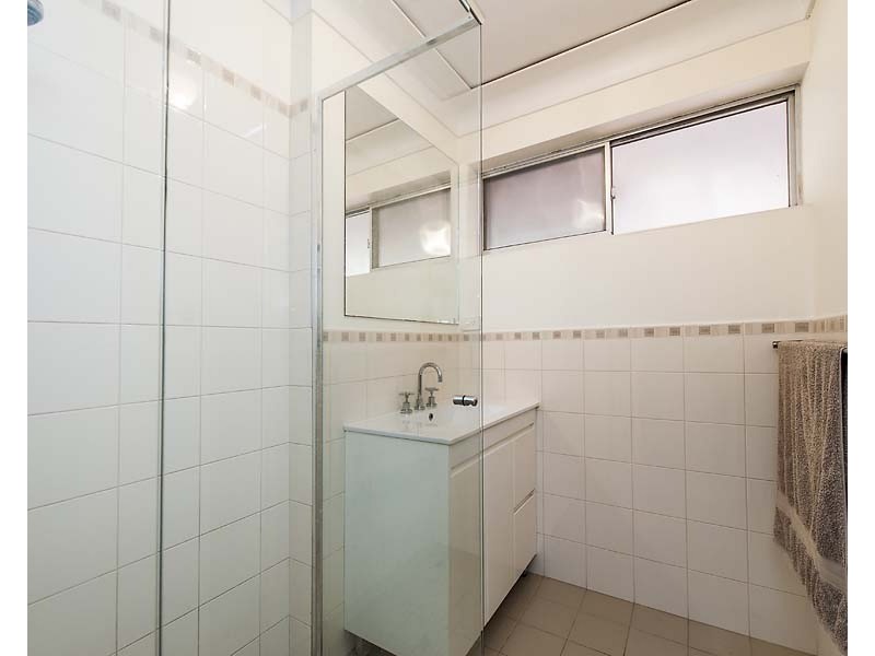 42A Waterloo Crescent, Lesmurdie WA 6076