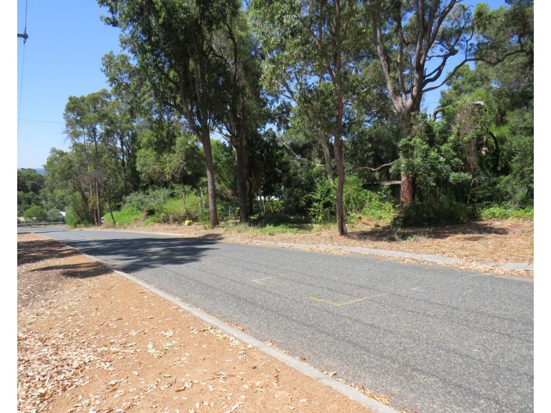 10 Mundaring Weir Road, Kalamunda WA 6076