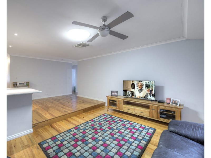 9 Sparrow Court, High Wycombe WA 6057