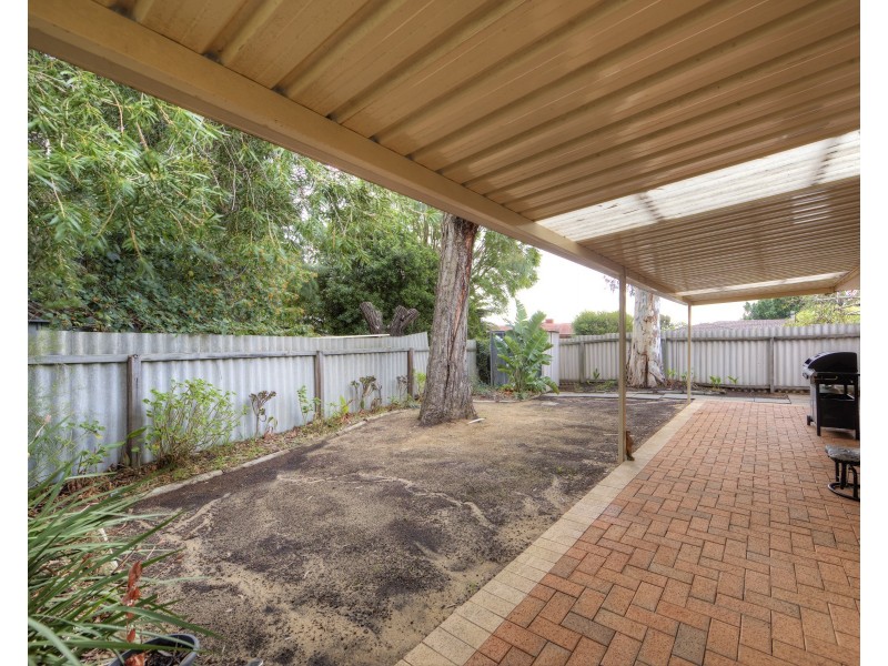 4/84 Agincourt Drive, Forrestfield WA 6058
