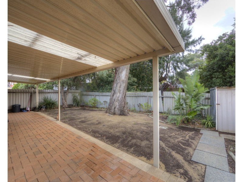 4/84 Agincourt Drive, Forrestfield WA 6058