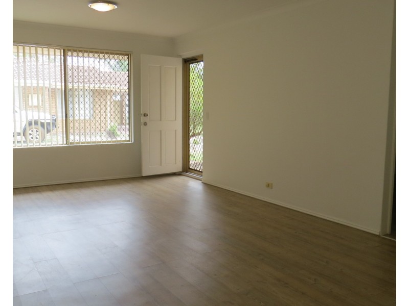 4/84 Agincourt Drive, Forrestfield WA 6058