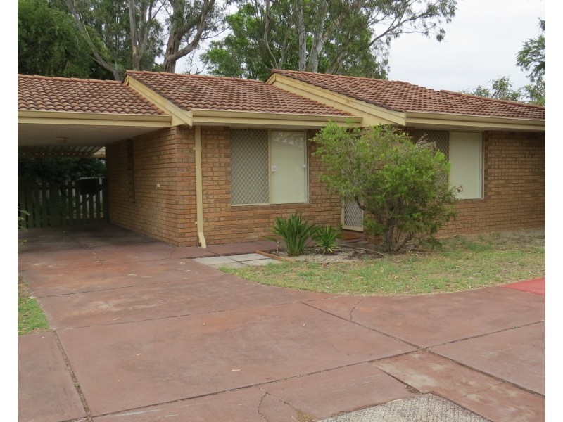 4/84 Agincourt Drive, Forrestfield WA 6058