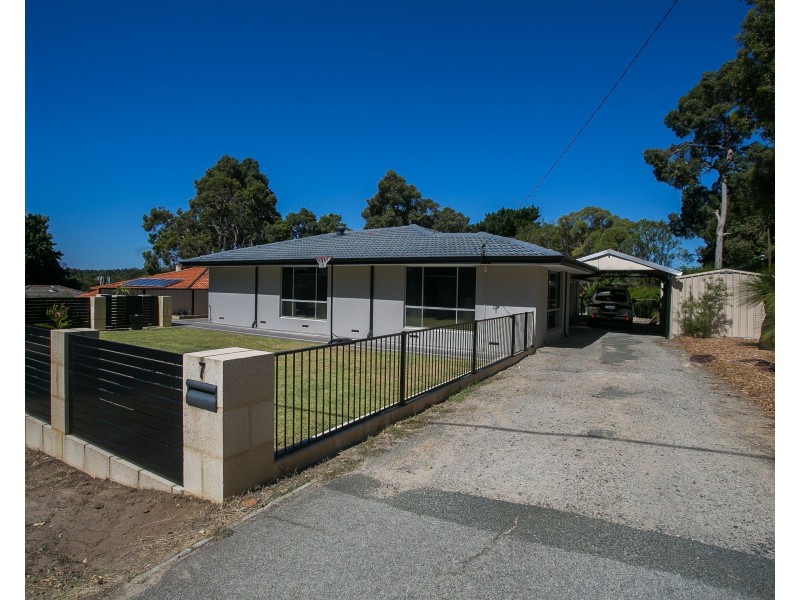 7 Winjana Road, Lesmurdie WA 6076