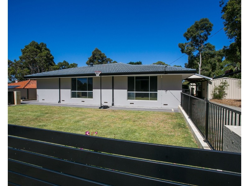 7 Winjana Road, Lesmurdie WA 6076