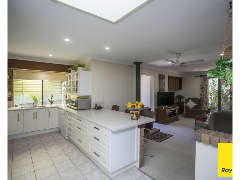 55 Kathleen Road, Lesmurdie WA 6076