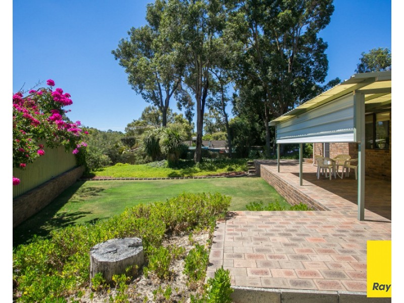 55 Kathleen Road, Lesmurdie WA 6076