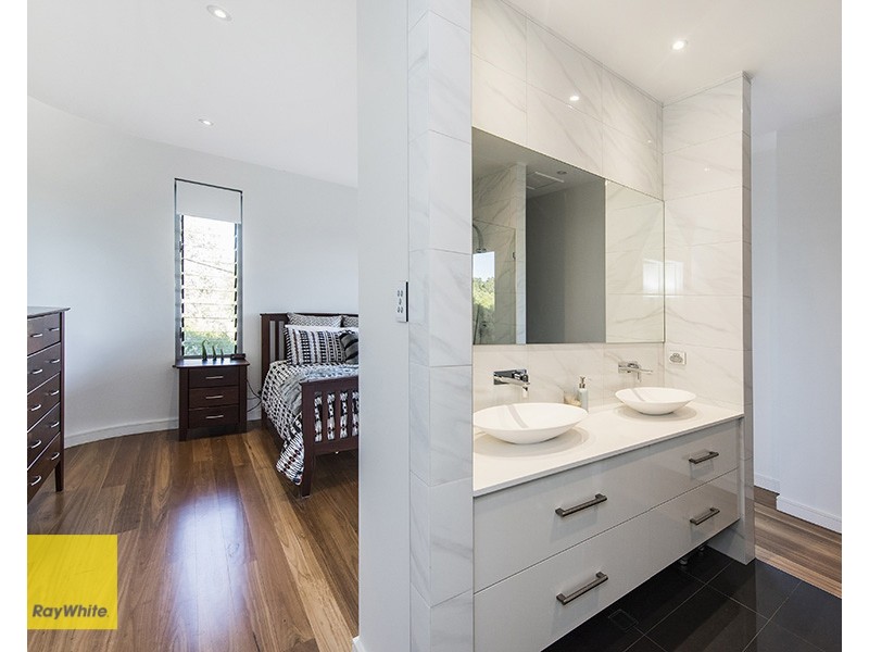 18 Cabarita Road, Kalamunda WA 6076