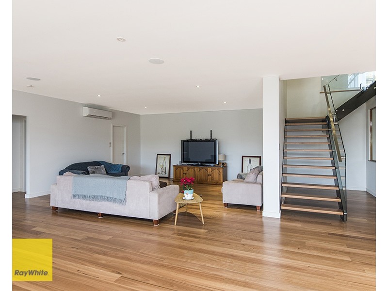 18 Cabarita Road, Kalamunda WA 6076