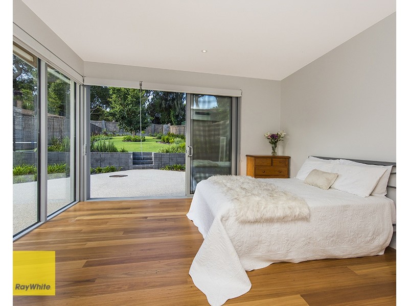 18 Cabarita Road, Kalamunda WA 6076