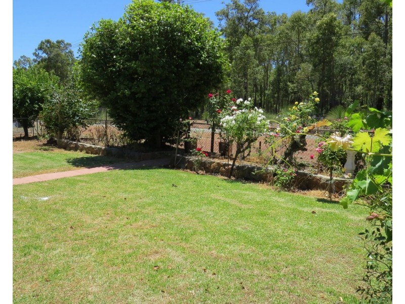 620B Pickering Brook Road, Pickering Brook WA 6076