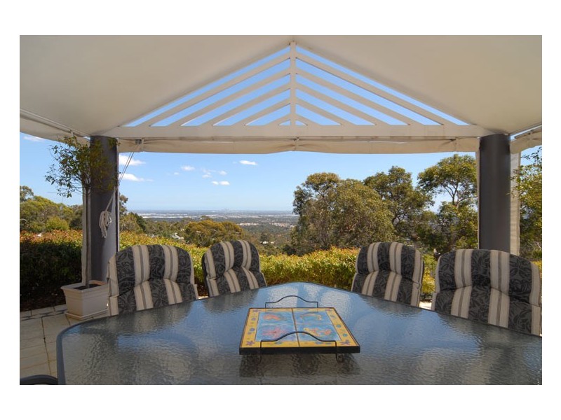 26 Sundew Road, Gooseberry Hill WA 6076