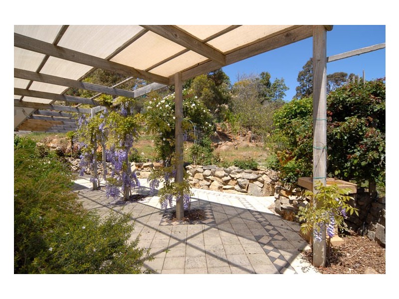 26 Sundew Road, Gooseberry Hill WA 6076