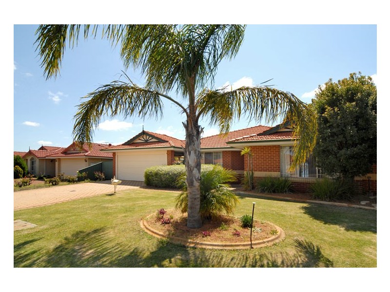 18 Thomasia Street, Huntingdale WA 6110