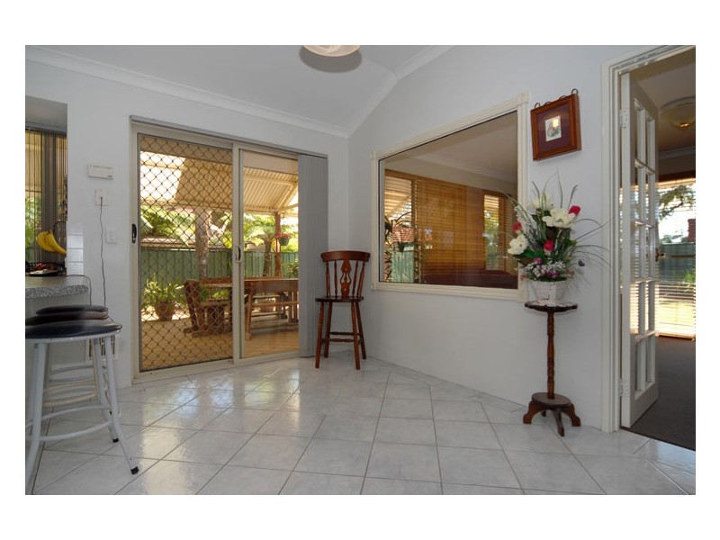 18 Thomasia Street, Huntingdale WA 6110