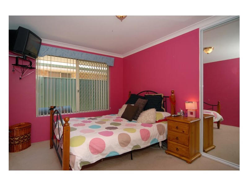 18 Thomasia Street, Huntingdale WA 6110