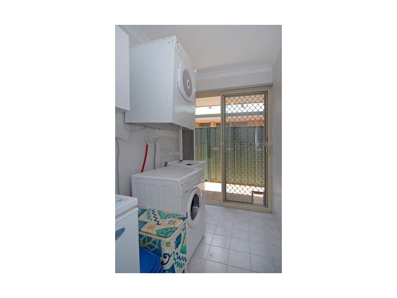 18 Thomasia Street, Huntingdale WA 6110