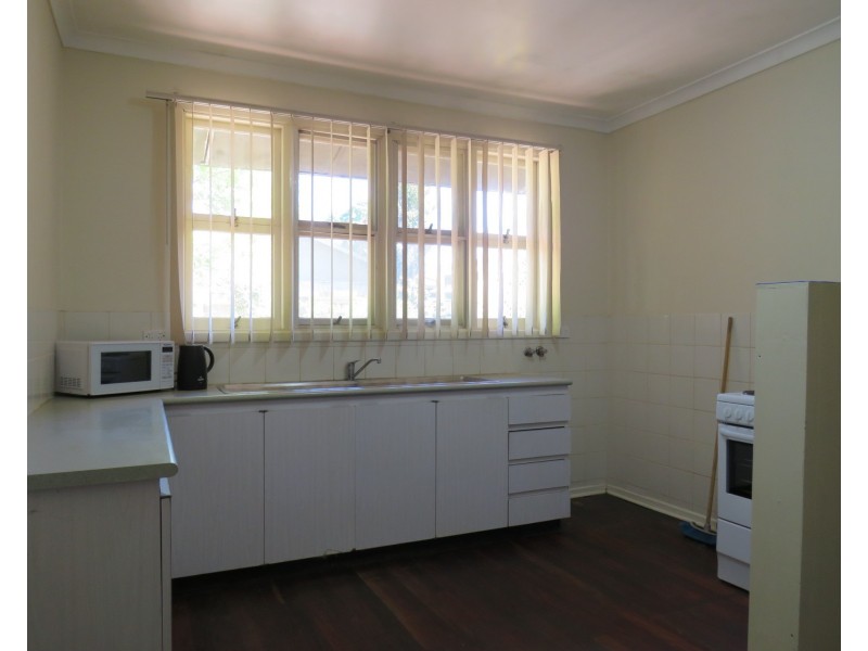 13A Strelitzia Avenue, Forrestfield WA 6058