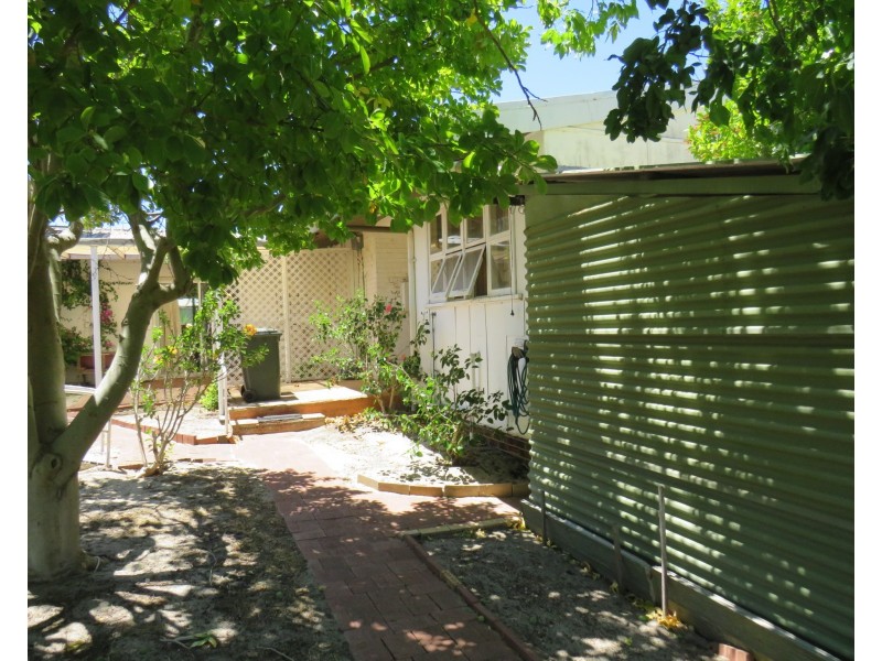 13A Strelitzia Avenue, Forrestfield WA 6058