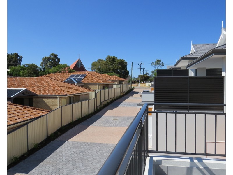 Unit 8, 12 Heath Road, Kalamunda WA 6076