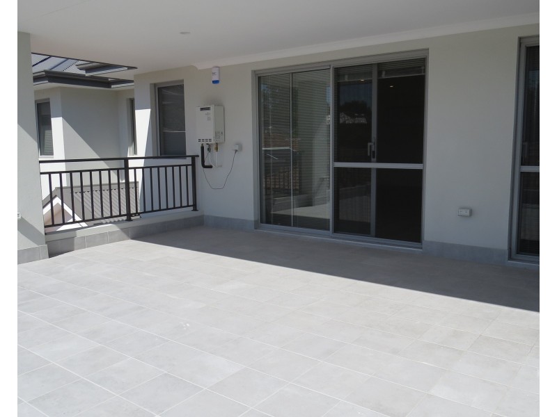 Unit 8, 12 Heath Road, Kalamunda WA 6076