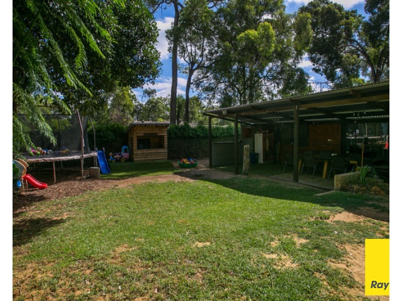 46 Saunders Way, Karragullen WA 6111