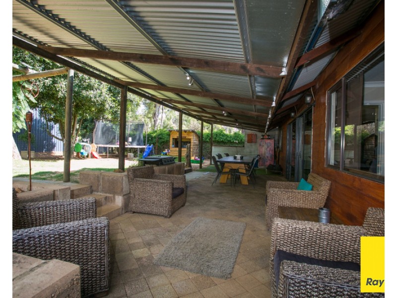 46 Saunders Way, Karragullen WA 6111