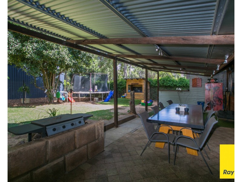 46 Saunders Way, Karragullen WA 6111