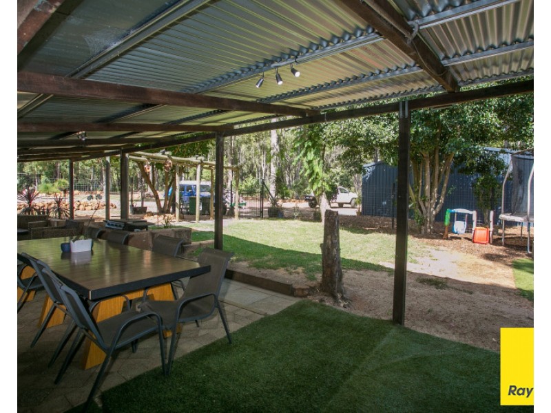 46 Saunders Way, Karragullen WA 6111
