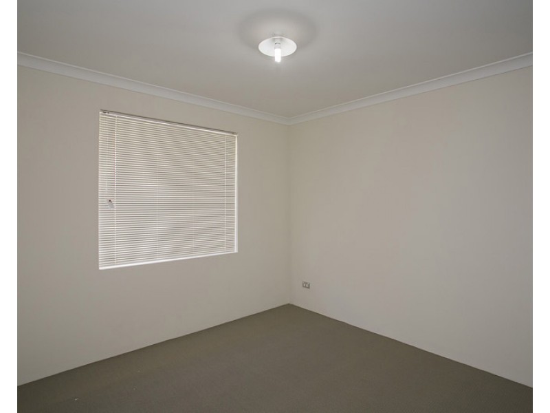 7b Newburn Road, High Wycombe WA 6057