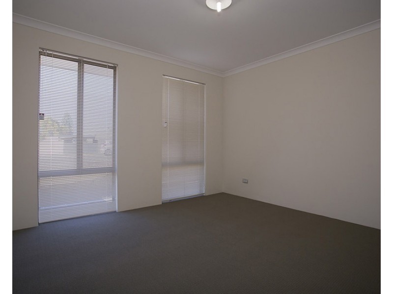 7b Newburn Road, High Wycombe WA 6057